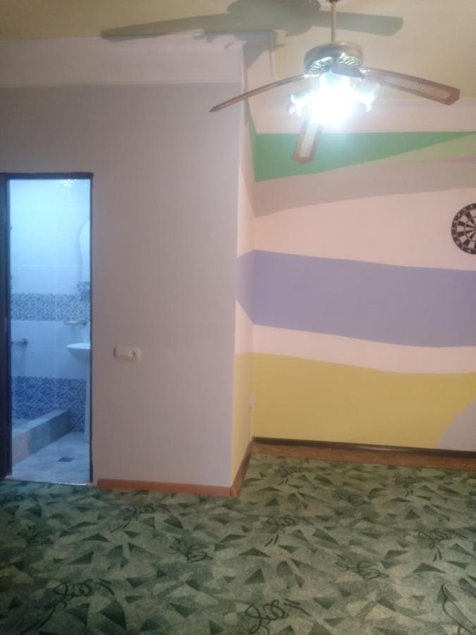 Guest House Dompolski Gjoemri Buitenkant foto