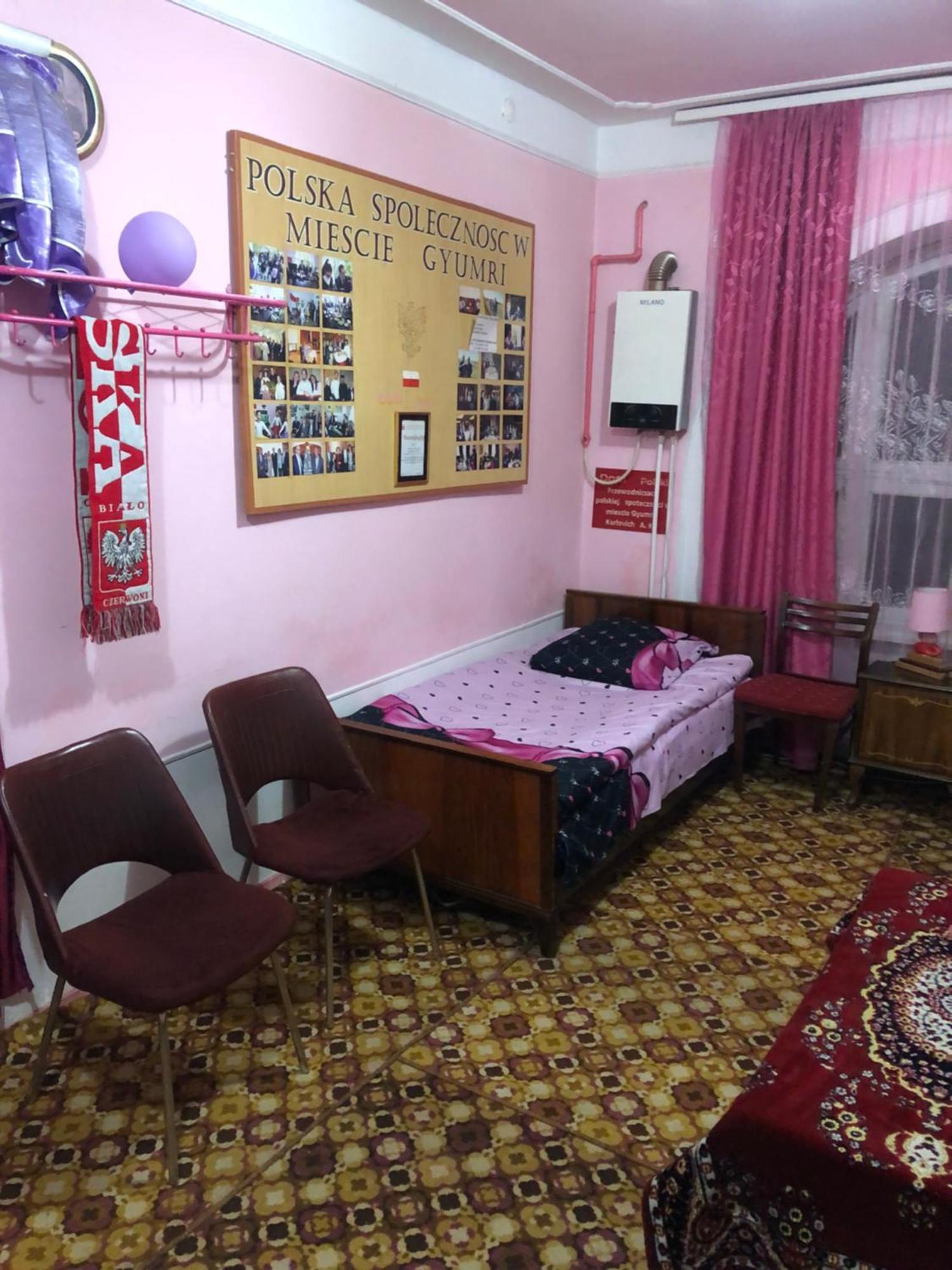 Guest House Dompolski Gjoemri Buitenkant foto