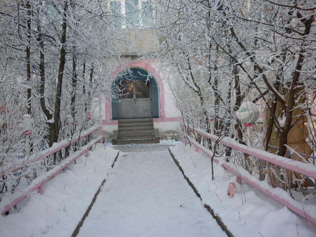 Guest House Dompolski Gjoemri Buitenkant foto